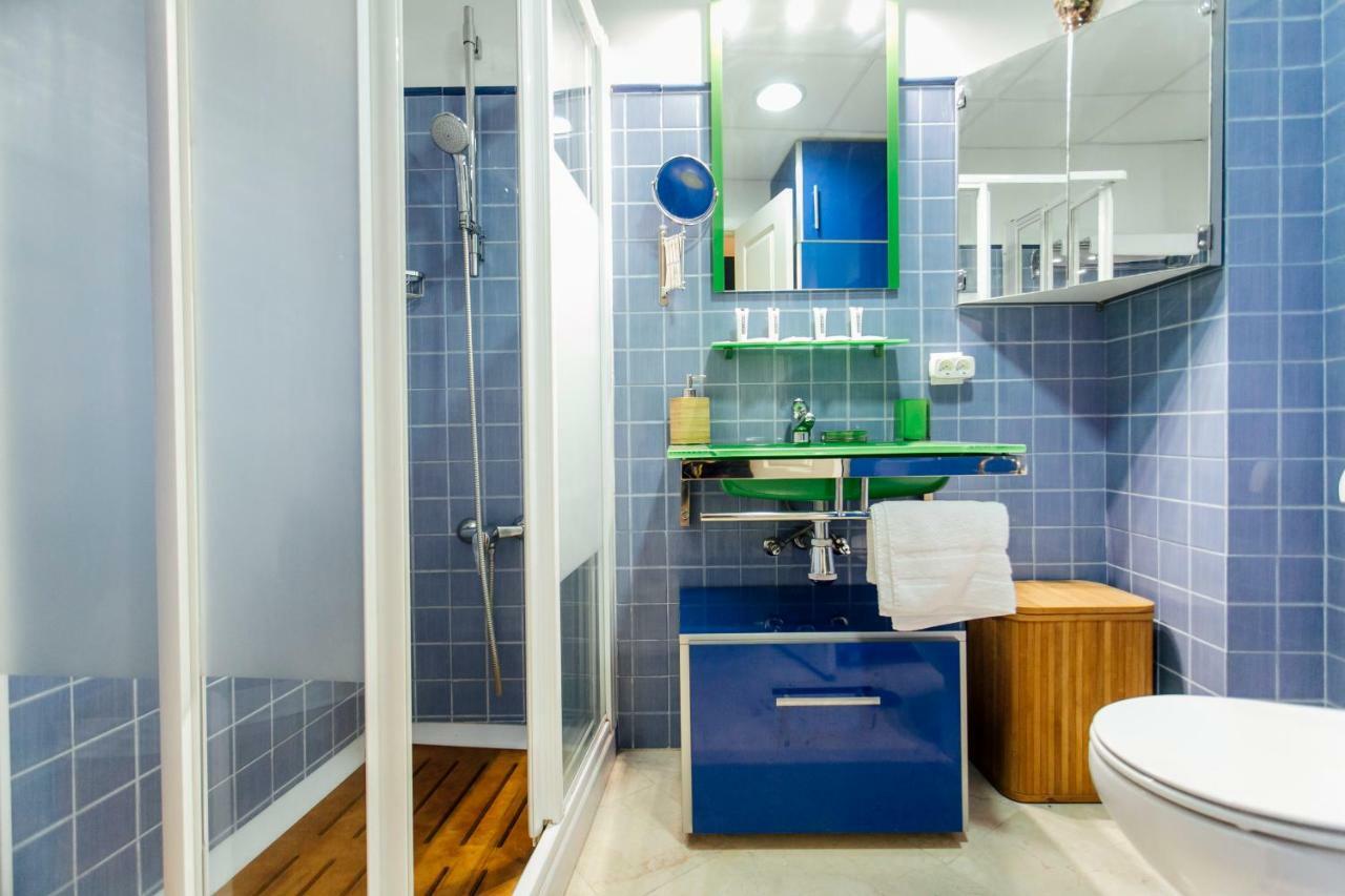 セビリアBright Duplex W/ Terraceアパートメント エクステリア 写真
