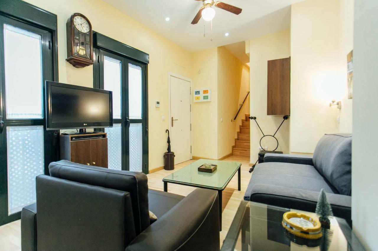 セビリアBright Duplex W/ Terraceアパートメント エクステリア 写真