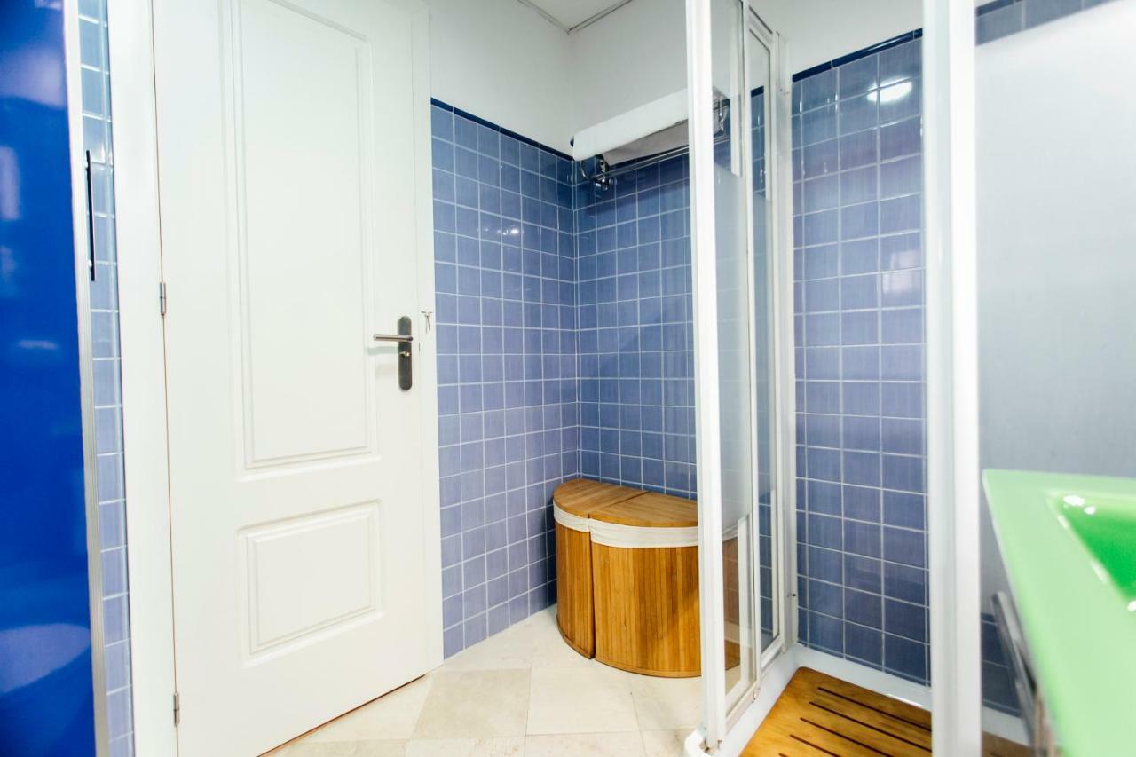 セビリアBright Duplex W/ Terraceアパートメント エクステリア 写真
