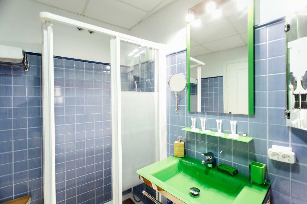 セビリアBright Duplex W/ Terraceアパートメント エクステリア 写真